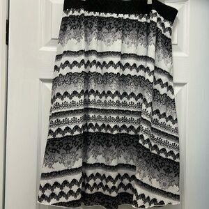 Lularoe Lola Skirt, 3XL, NWOT